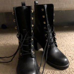 Stuart Weitzman Boots